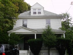 108 Crescent St, Newton, MA 02466-2510
