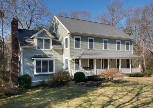 72 Satuit Mdw Ln, Hingham MA  02061-1455 exterior