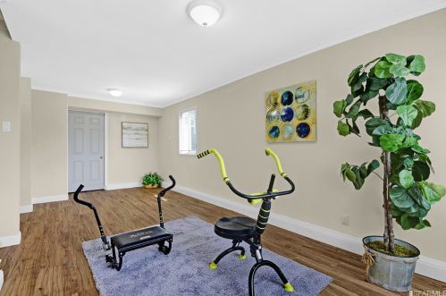 1552 Rake Ct, San Leandro CA  94578-1852 exterior