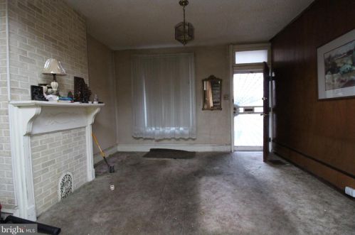 5248 Hazel Ave, Philadelphia, PA 19143-1527