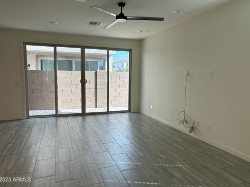 932 Anderson Ave, Phoenix AZ  85022 exterior