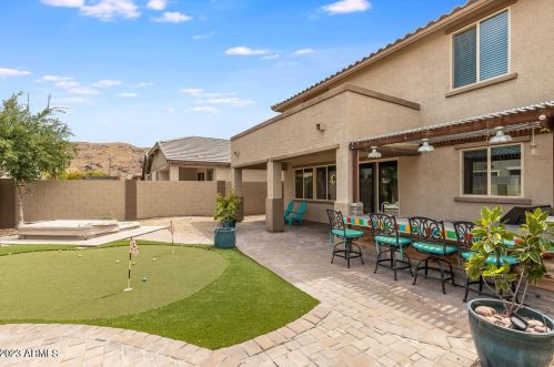 7633 37th St, Phoenix AZ 85042 exterior