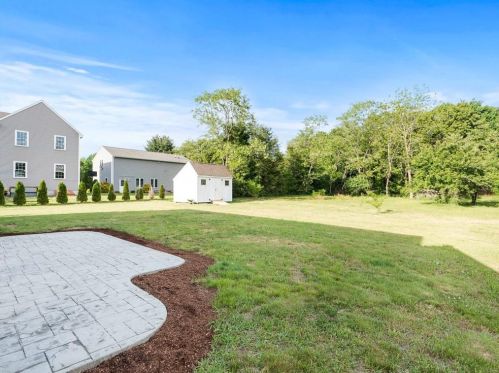 39 Riv St, Seekonk MA 02771-4706 exterior