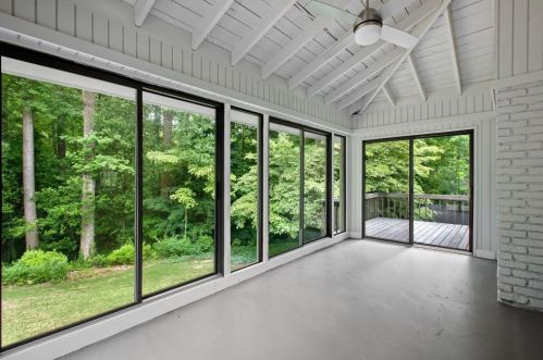 4831 Cambridge Dr, Atlanta GA  30338-5005 exterior