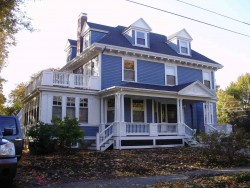 39 Chester St, Newton, MA 02461-1433