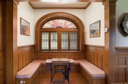 2080 Undermountain Rd, Sheffield MA 01257-9639 exterior