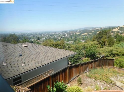 1612 View Dr, San Leandro CA  94577-5343 exterior