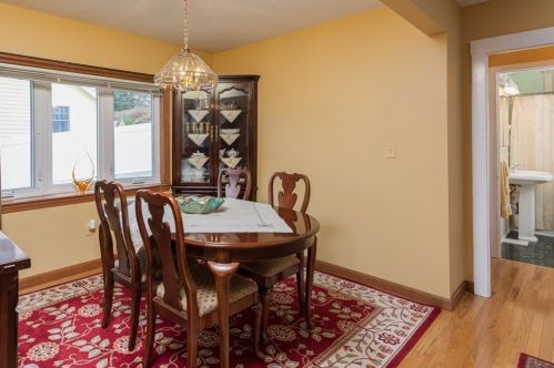 24 Volusia Rd, Hingham MA 02043-3041 exterior