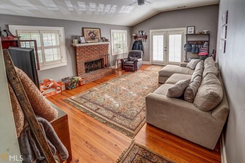 945 College Ave, Conyers GA 30012-4423 exterior