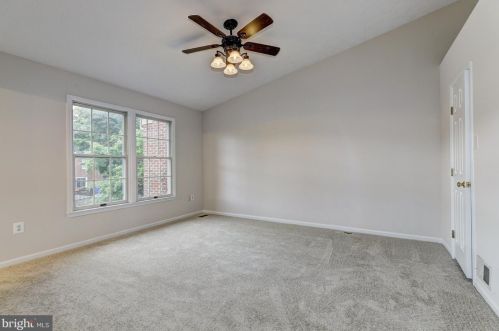 5038 Southern Star Ter, Columbia MD 21044-1293 exterior