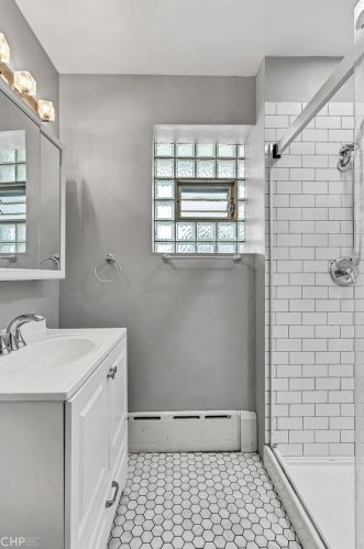 3424 Clinton Ave, Forest View IL 60402-3322 exterior