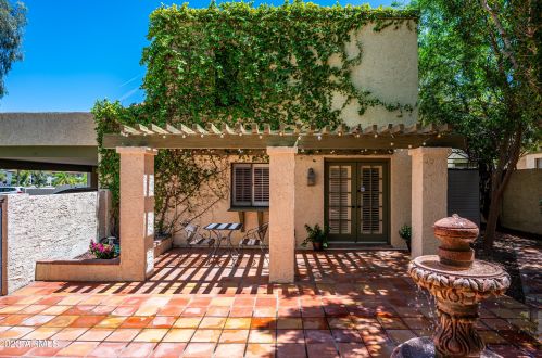 8641 51st St, Phoenix, AZ 85044-5816