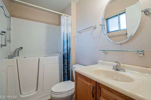 3145 Charleston Ave, Phoenix AZ 85032-9551 exterior