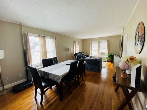 229 Cohasset St, Worcester MA 01604-2356 exterior