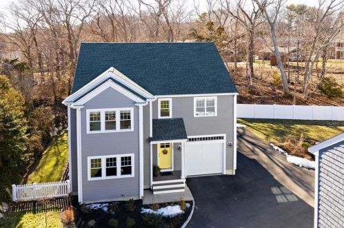 16 Atlantic Ave, Plymouth MA  02360-4304 exterior