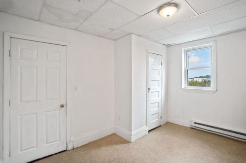 142 Marlborough St, Chelsea MA 02150-2910 exterior