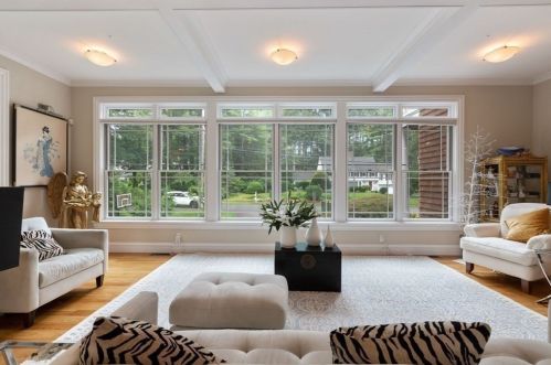 112 Edgewater Dr, Needham MA 02492-2776 exterior