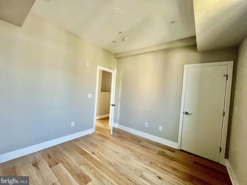 2605 Annin St, Philadelphia PA  19146-3820 exterior