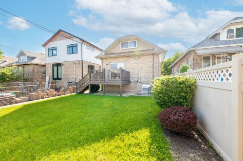 1907 Wenonah Ave, Forest View IL 60402-1666 exterior