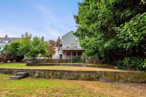 293 Washington St, Gloucester MA 01930-4815 exterior