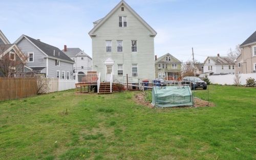 123 Locust St, New Bedford MA 02740-4506 exterior