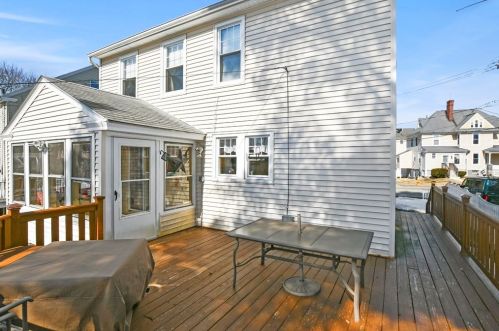 162 June St, Worcester MA 01602-3249 exterior