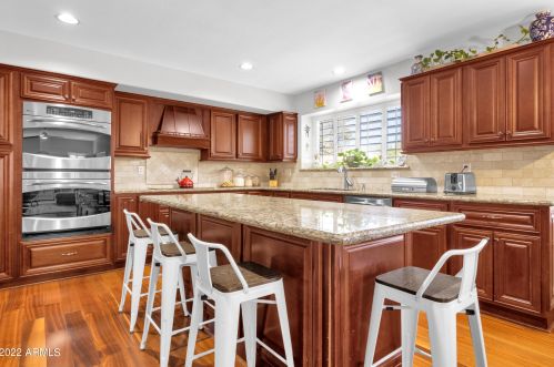 22209 41st St, Phoenix AZ  85050-6898 exterior