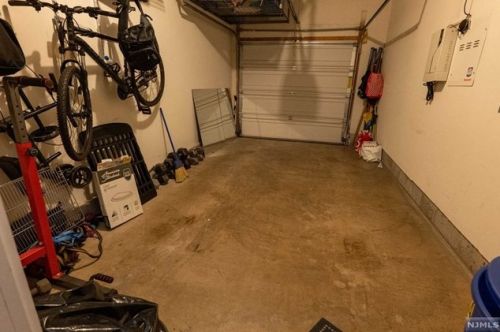 204 Olivio Dr, Belleville NJ  07109-5352 exterior