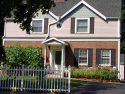 299 Waltham St, Newton, MA 02465-1722