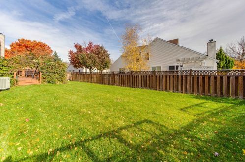 254 Paddington Ln, Lemont IL 60440-4533 exterior