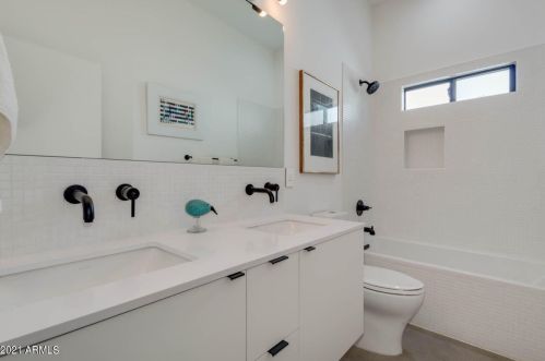 1526 Coronado Rd, Phoenix AZ 85008-3917 exterior