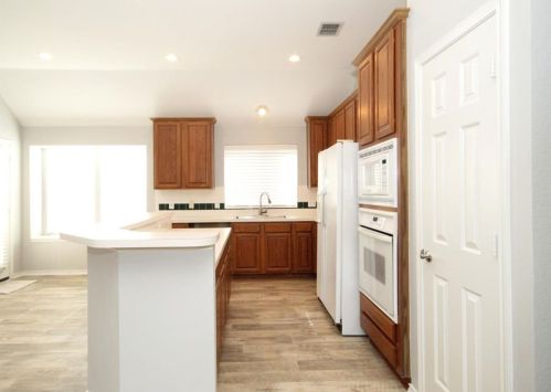 8220 Mura Dr, Plano TX 75025-4051 exterior