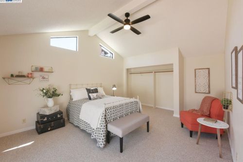 1928 Trombas Ave, San Leandro CA 94577-6127 exterior