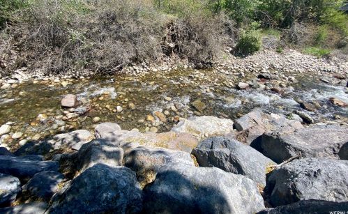 2161 Lorita Way, Sandy UT 84093-6514 exterior