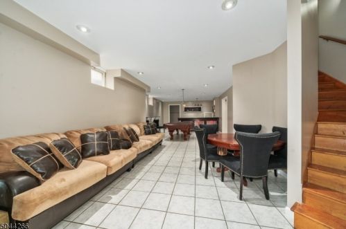 67 Passaic Ave, Belleville NJ 07109-1819 exterior