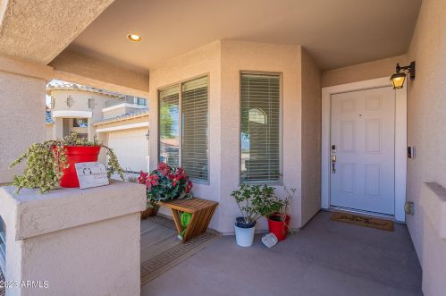 4127 55th Dr, Phoenix, AZ 85043-6319