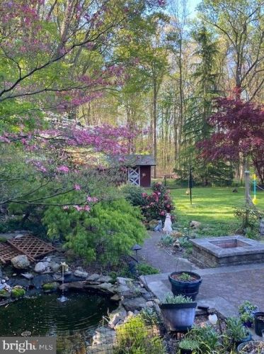 600 Chestnut Ave, West Deptford NJ 08097-1604 exterior