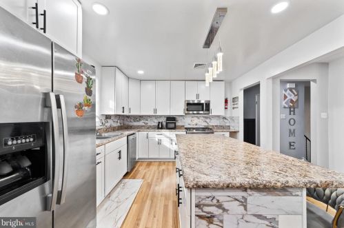 410 Lewistown Rd, Columbus NJ 08022-2222 exterior