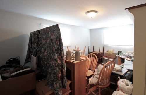 103 Pennsylvania Ave, Fall River MA 02726-3703 exterior