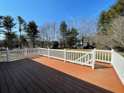 247 Vernon St, East Bridgewater MA 02324-2251 exterior