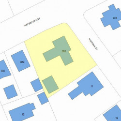 826 Watertown St, Newton MA 02465-2157 plot plan