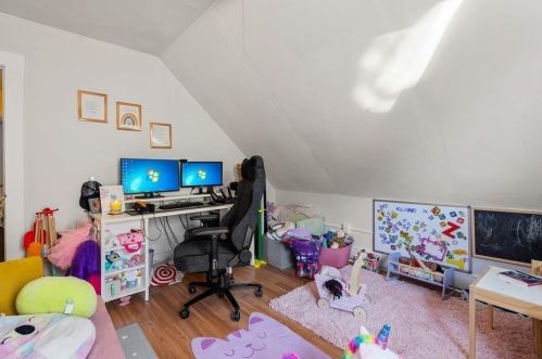 32 Warner St, Gloucester MA 01930-2841 exterior