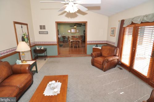 24854 Main St, Columbus NJ 08022-1339 exterior