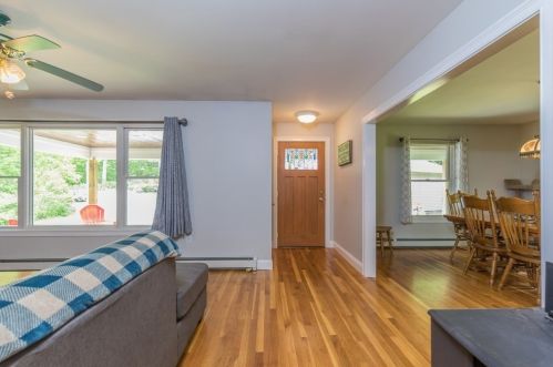 507 Royalston Rd, Royalston MA 01331-9401 exterior