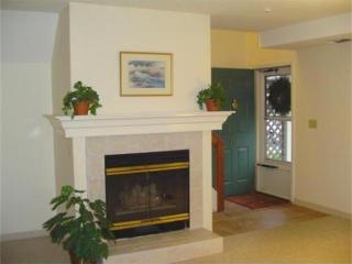 716 Dana Farms, Fairhaven MA  02719-3385 exterior