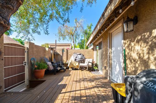 3807 30th St, Phoenix AZ 85016-6922 exterior