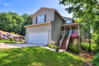 593 Farmingdale Rd, Huntsville, AL 35803-2297