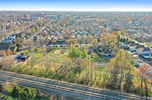 2738 Oak Park Ave, Forest View IL 60402-2535 exterior