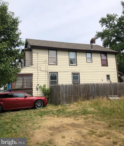 116 Monroe St, West Deptford, NJ 08066-1341