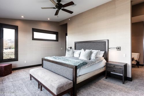 8449 Silver Crk Rd, Park City UT exterior